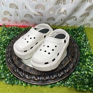 Women's White Slip-On Water Shoes